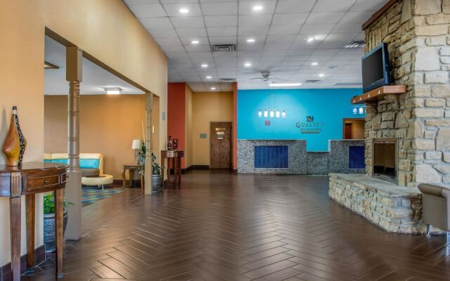 Quality Inn & Suites Bedford West