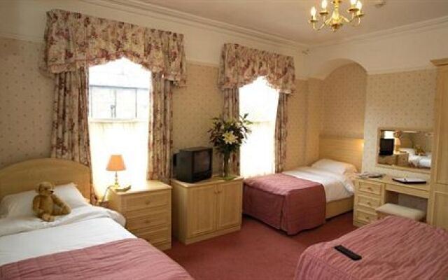 The Newington Hotel