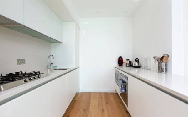 Fantastic 1-bed on the iconic quatermile