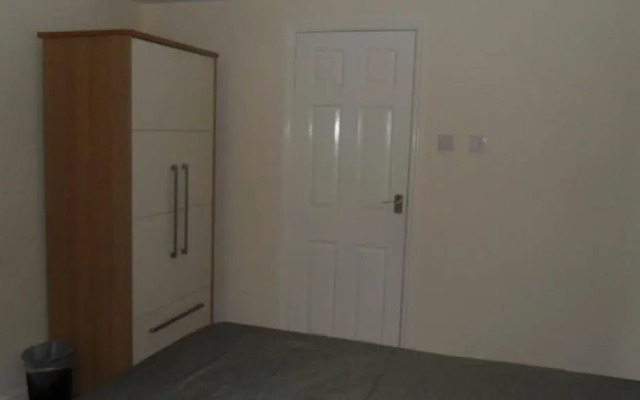 Montrose Guest House