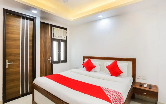 Oyo Flagship 65986 Hotel Signature Rooms