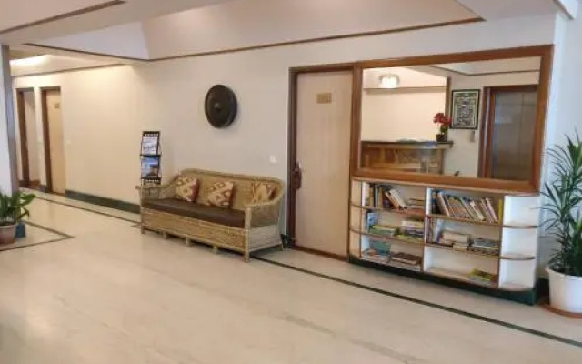 The Eee Cee Hotel
