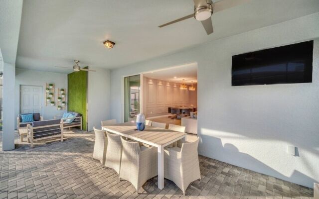 Phillips 8Bed Family Friendly Retreat