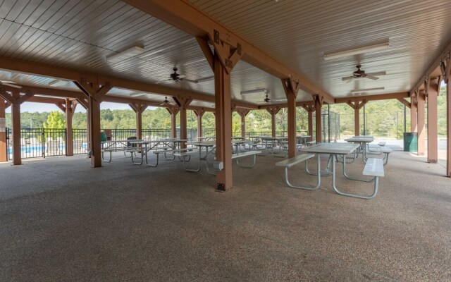 Ozark 3 Bedroom Villa by Redawning