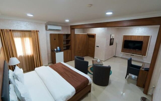 Phoenicia Suites