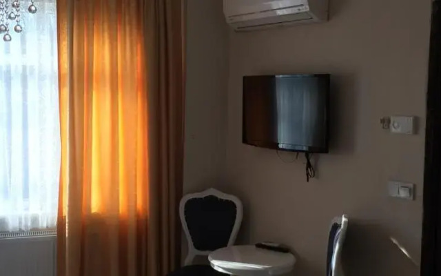 Life Garden Hotel Aparts