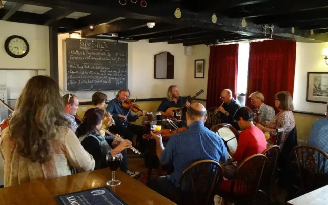 The Harp Inn