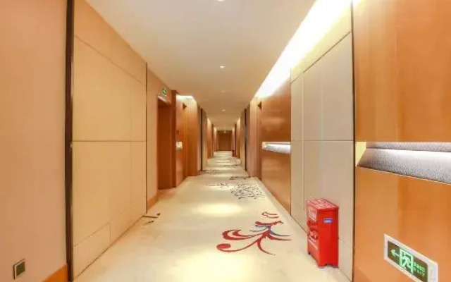 Guangzhou Jiulong Hotel (Dushan Bus Terminal)