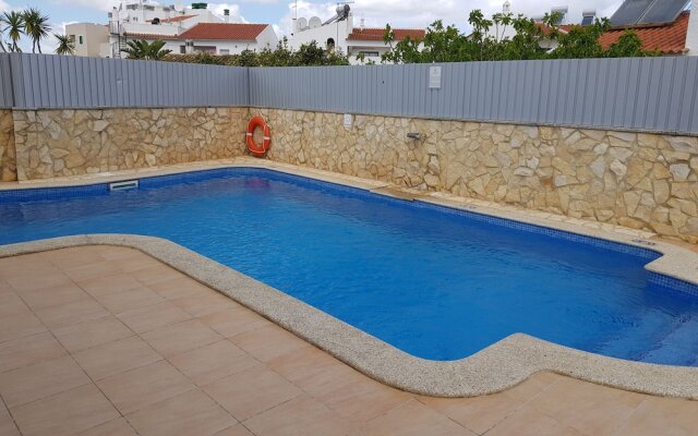 Oura Pereira Apartments