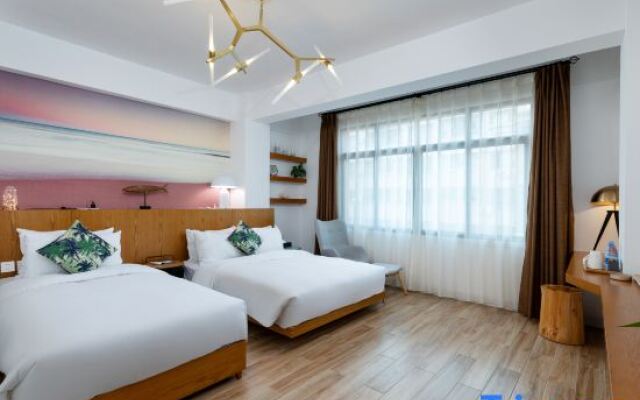 T-Moon Hotel (Nanmenwan)
