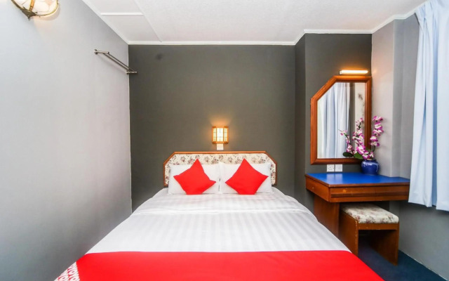 OYO 1026 Hotel Lutana