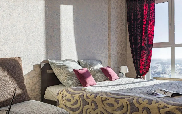 Апартаменты на улице Родионова 192к3