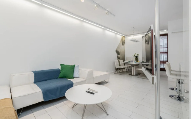 Minimalist Apartment Poznan by Renteres
