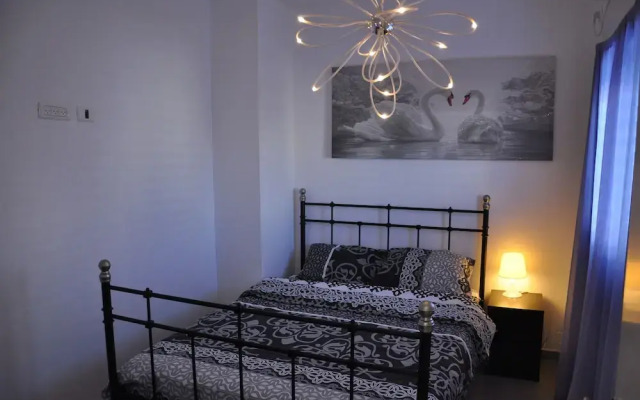 Isra Home Rothschild 8-3 Apartment