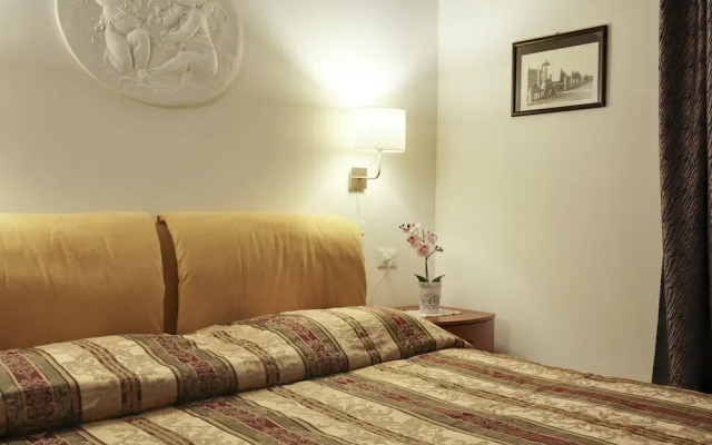 Angels - WR Apartments