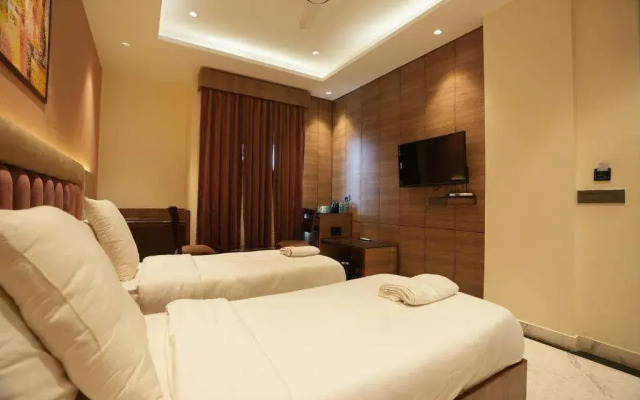 Lime Tree Hotel and Banquet Greater Noida