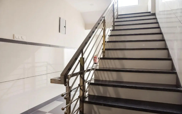 Hotel Raj Regent by OYO Rooms