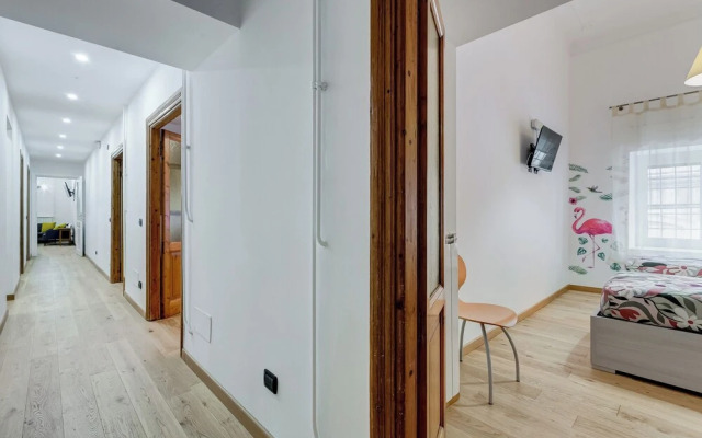 3-Bedroom Home Near Trastevere Station