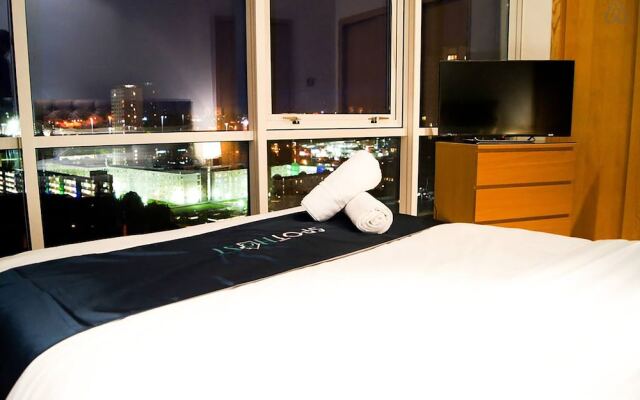 The Luxury City View Apartment