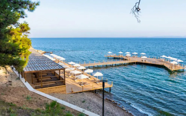 Marisstone Hotel Villa