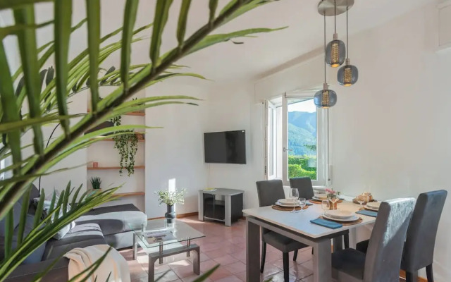 The Secret Lake View by Rent all Como