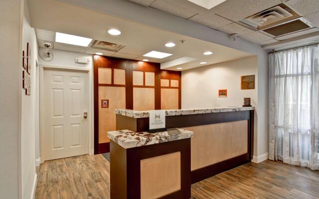 Homewood Suites by Hilton Newark-Cranford