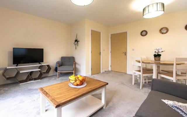 Waterside Lodge by PAY AS U STAY
