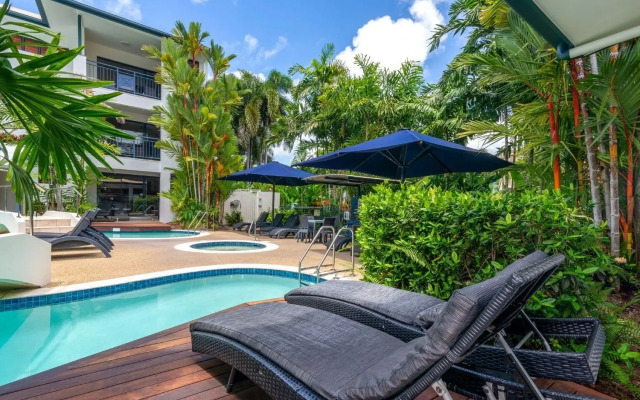 Meridian Port Douglas - Adults only