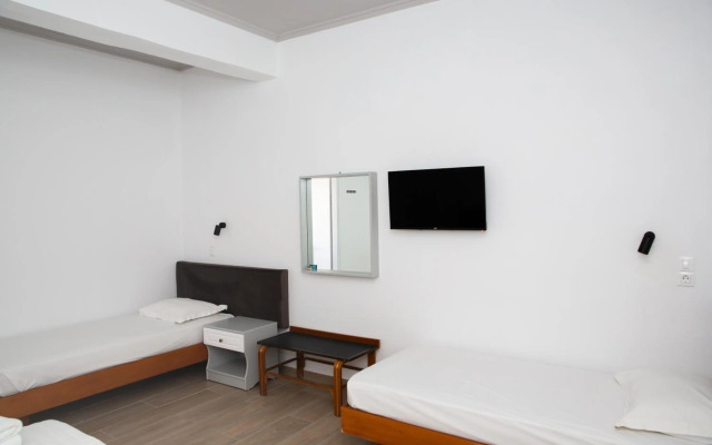 Sea Breeze 2 Apartments