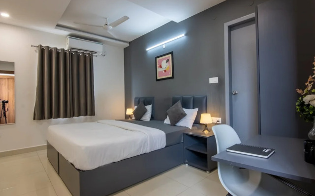 Housr 84 Kondapur Near Botanical Garden
