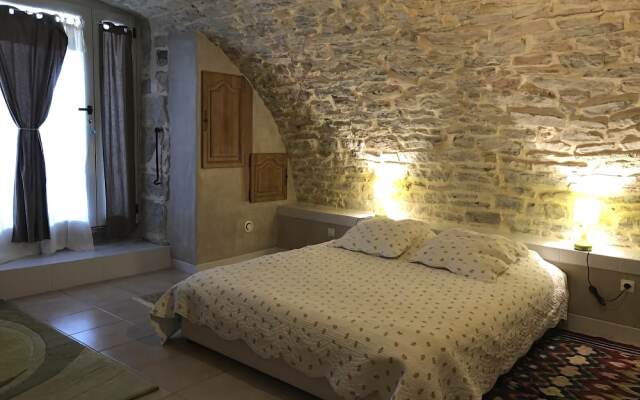 Mas de Guilhaumon côté hameau