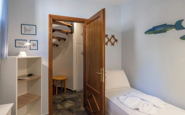 Elena's Traditional DreamHouse