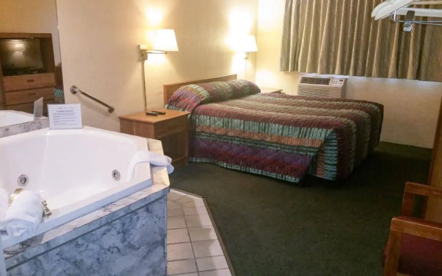 Motel 6-Moline, IL