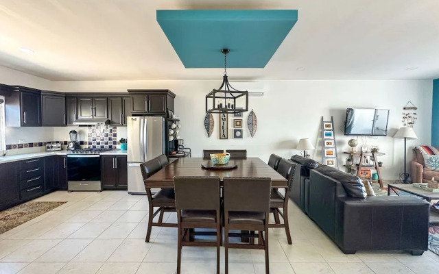 Modern 3BR Family Escape