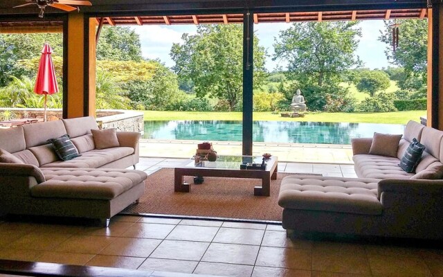Villa With 4 Bedrooms in Tamarin, With Private Pool, Furnished Garden