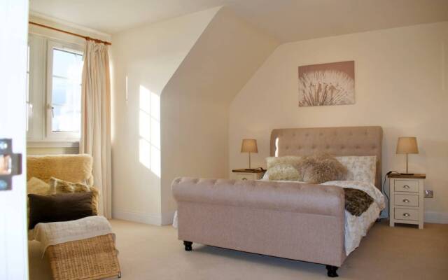 Luxury Penthouse Apartment In Edinburgh