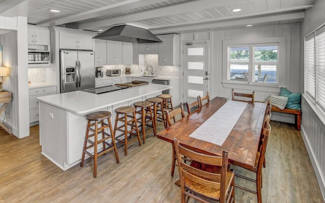 13403 Oleander Dr - Mermaid's Dream