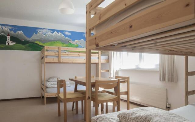 Marmota Hostel