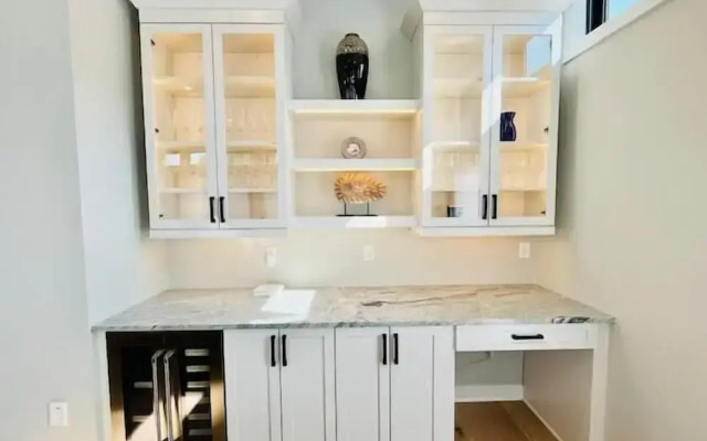 Sandalwood Street 306