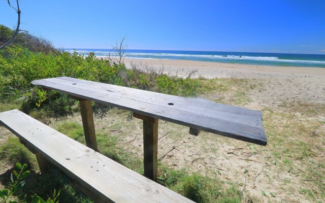The Dunes North Kingscliff Beach Front Apartment
