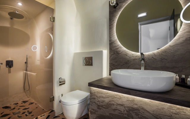 Sun Rocks Boutique Hotel