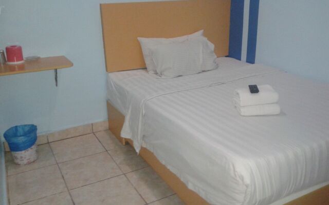 Hotel Zamburger Sri Petaling