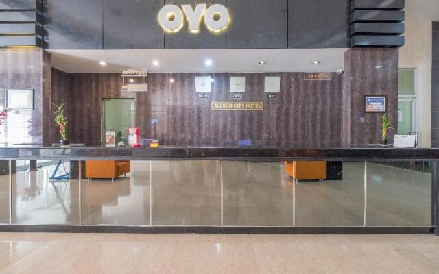 OYO 1081 Allson City Hotel Makassar