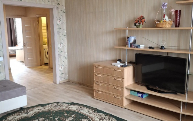 Апартаменты на улице Богомягкова 107