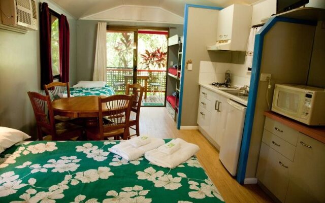 Lake Eacham Caravan Park & Self-Contained Cabins