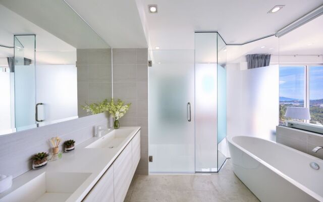 Modern styled 3 BR pool Orchid Villa