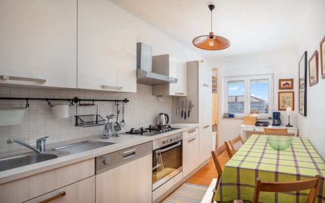 Apartment Fabula - W.balcony, 4 min Walk to Beach