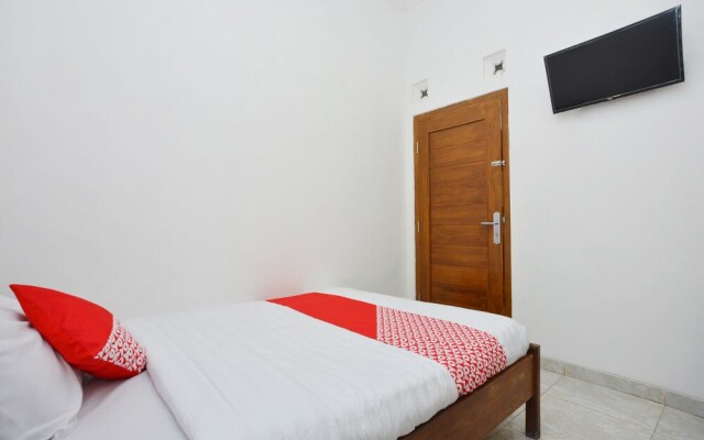Elga Sastro Inn By OYO Rooms