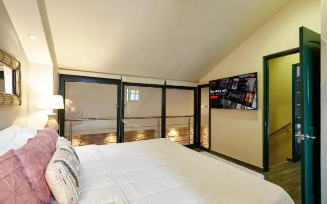 AmazINN Places Casco Viejo unique Desing and Pool III