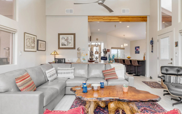 The Viewpoint by Avantstay Luxe Home + Spa/views